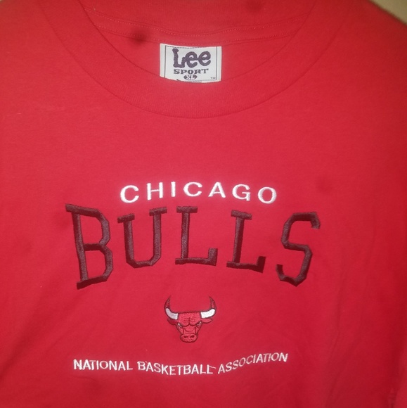 Vintage Mid 90s Chicago Bulls Embroidered shirt - Picture 3 of 6